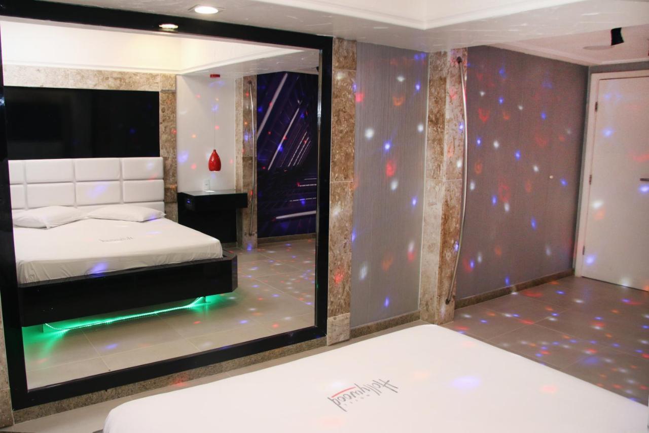 Motel Hollywood サルバドール エクステリア 写真